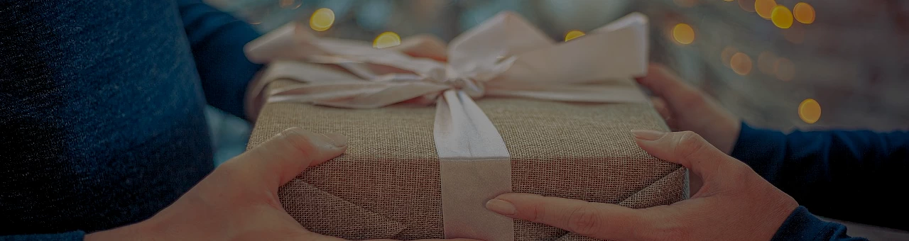 Gifts-Header